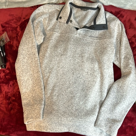 Men’s Eddie Bauer sweatshirt - Picture 2 of 2